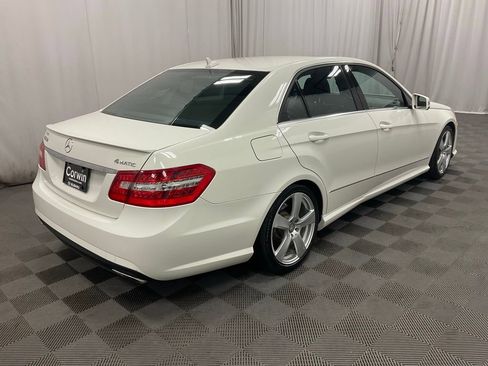 Used 2011 Mercedes-Benz E 350 4MATIC Sedan image 3
