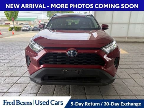 Certified 2022 Toyota RAV4 XLE w/ Convenience Package AWD/4WD image 12