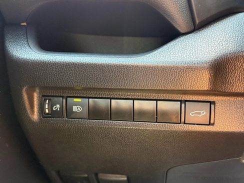 Used 2024 Toyota RAV4 XLE w/ Convenience Package FWD image 43