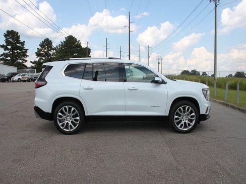 New 2026 GMC Acadia Denali w/ Super Cruise Package image 21