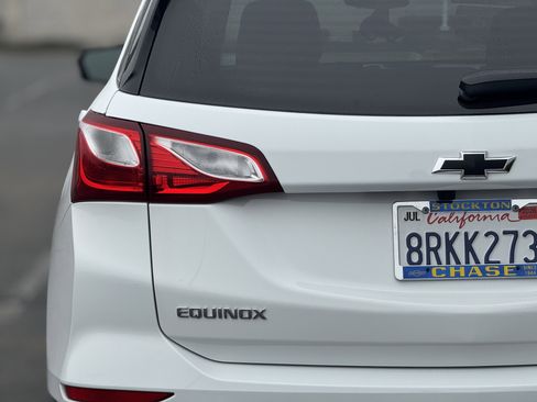 Certified 2020 Chevrolet Equinox LS w/ LS Convenience Package image 7