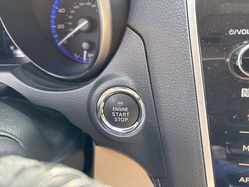 Used 2019 Subaru Outback 3.6R Limited w/ Popular Package #2 image 17