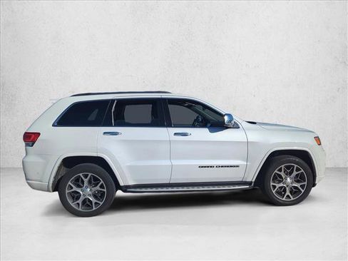 Used 2021 Jeep Grand Cherokee Overland image 4
