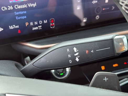 Used 2024 Buick Envision Sport Touring image 18