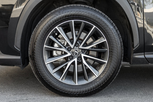 Used 2024 Lexus NX 350h AWD image 14