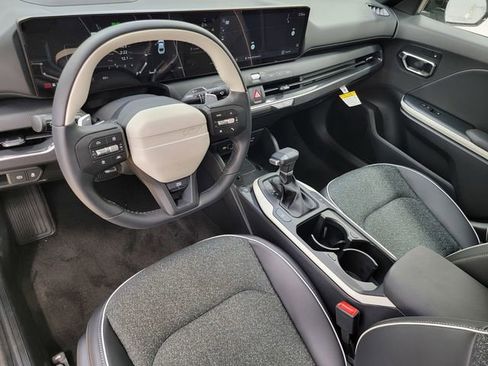 New 2025 Kia K4 GT-Line w/ GT-Line Sunroof Package image 14