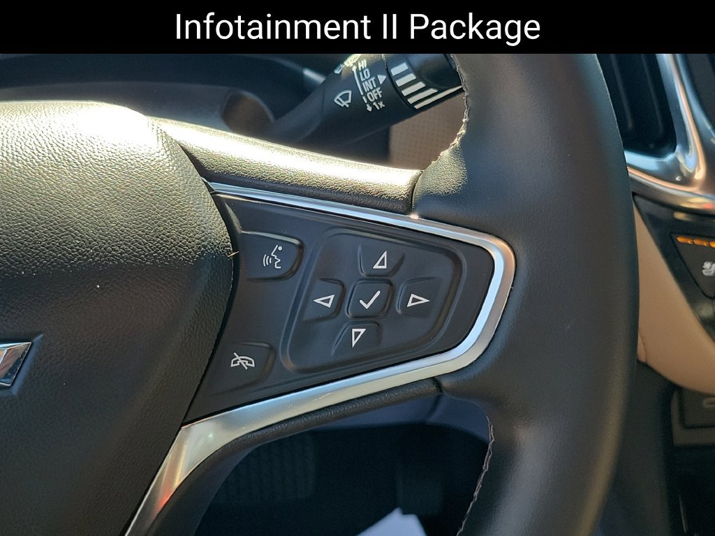 Used 2024 Chevrolet Equinox Premier FWD image 16
