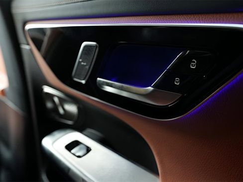 Used 2023 Mercedes-Benz GLC 300 4MATIC w/ Exclusive Trim Package image 42