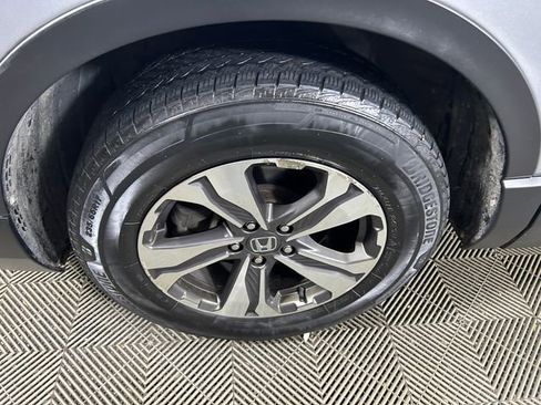 Used 2017 Honda CR-V LX image 11