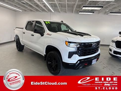 Used 2024 Chevrolet Silverado 1500 LT Trail Boss AWD/4WD image 1