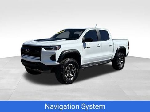 Certified 2024 Chevrolet Colorado ZR2 w/ Technology Package AWD/4WD image 1
