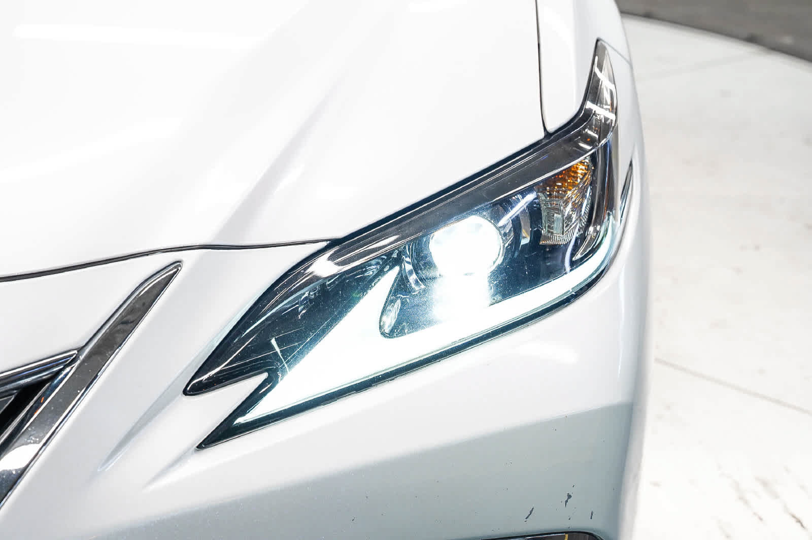 Used 2021 Lexus ES 350 w/ Accessory Package 2 FWD image 7