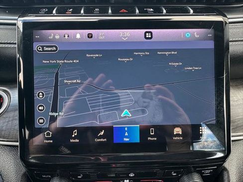 Certified 2023 Jeep Grand Cherokee L Limited AWD/4WD image 5