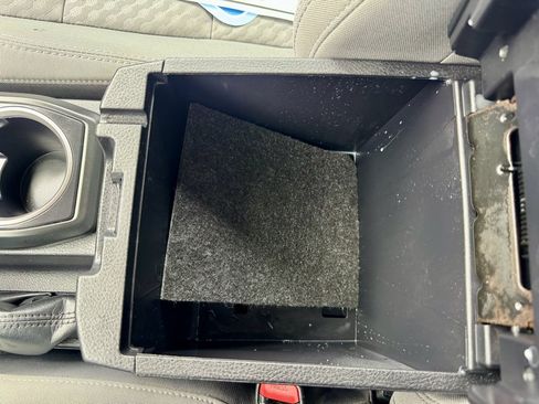 Used 2021 Toyota Tacoma SR image 38