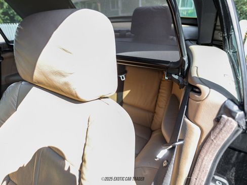 Used 1999 BMW 323i Convertible image 35