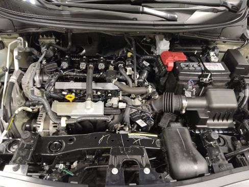 Used 2025 Nissan Versa SR w/ Trunk Package image 30