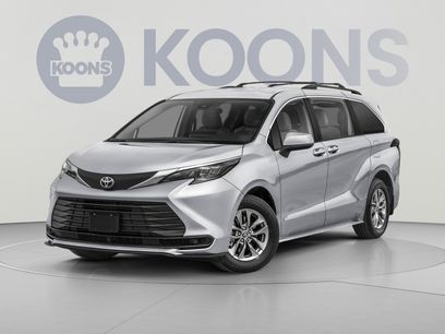Used 2025 Toyota Sienna LE