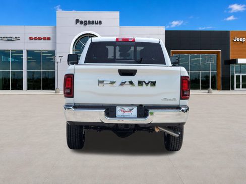 New 2026 RAM 2500 Tradesman AWD/4WD image 8
