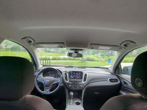 Used 2019 Chevrolet Equinox LT AWD/4WD image 12