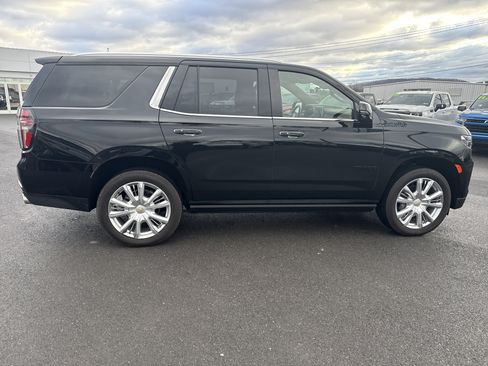 Used 2024 Chevrolet Tahoe High Country image 2