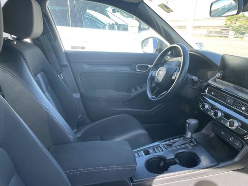 Used 2024 Honda Civic Sport image 6