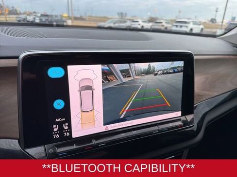 Used 2024 Volkswagen Atlas SE image 13