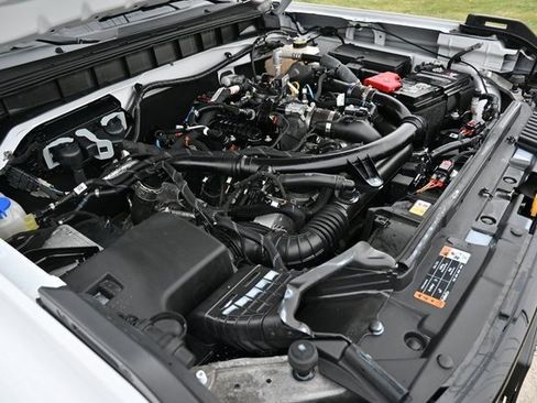 Used 2023 Ford Bronco Wildtrak image 14