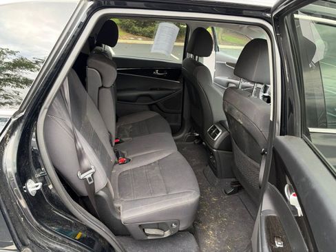 Used 2020 Kia Sorento S AWD/4WD image 27