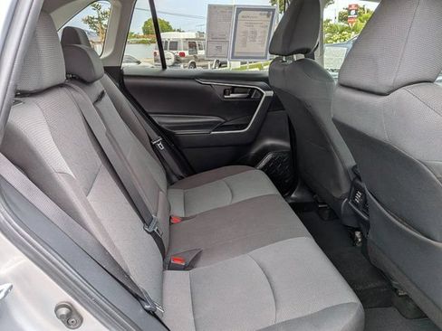 Used 2024 Toyota RAV4 XLE FWD image 7