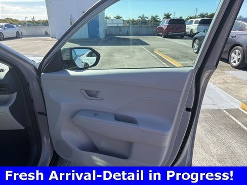 Used 2024 Hyundai Kona SEL w/ Convenience Package image 16