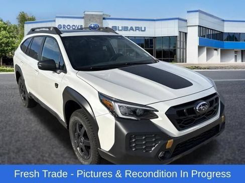 Used 2025 Subaru Outback Wilderness AWD/4WD image 9