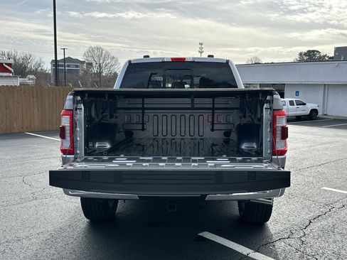 Used 2023 Ford F150 Lariat w/ Trailer Tow Package image 14