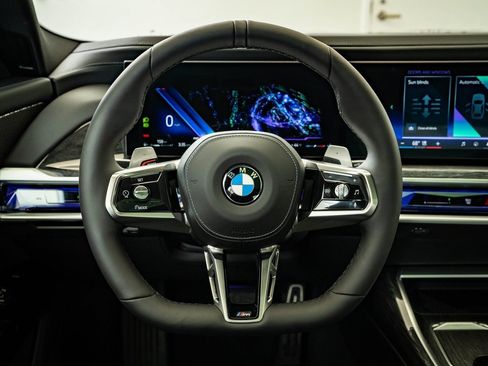 New 2026 BMW 740i xDrive w/ Executive Package image 33