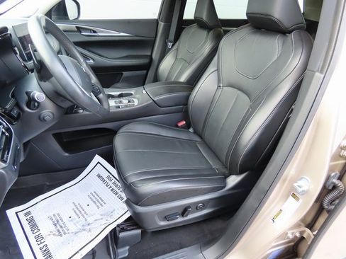 Used 2025 INFINITI QX60 Luxe image 38