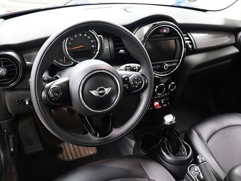 Used 2017 MINI Cooper 2-Door Hardtop FWD image 21