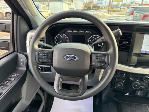 Used 2025 Ford F250 XL w/ XL Driver Assist Package image 23