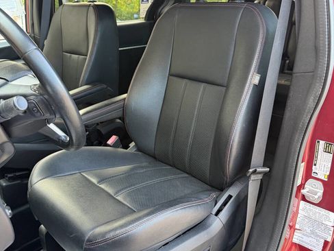 Used 2015 Dodge Grand Caravan R/T w/ Safety Sphere Group image 28