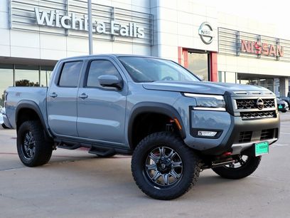 New 2026 Nissan Frontier PRO-4X w/ Pro-4x Convenience Package