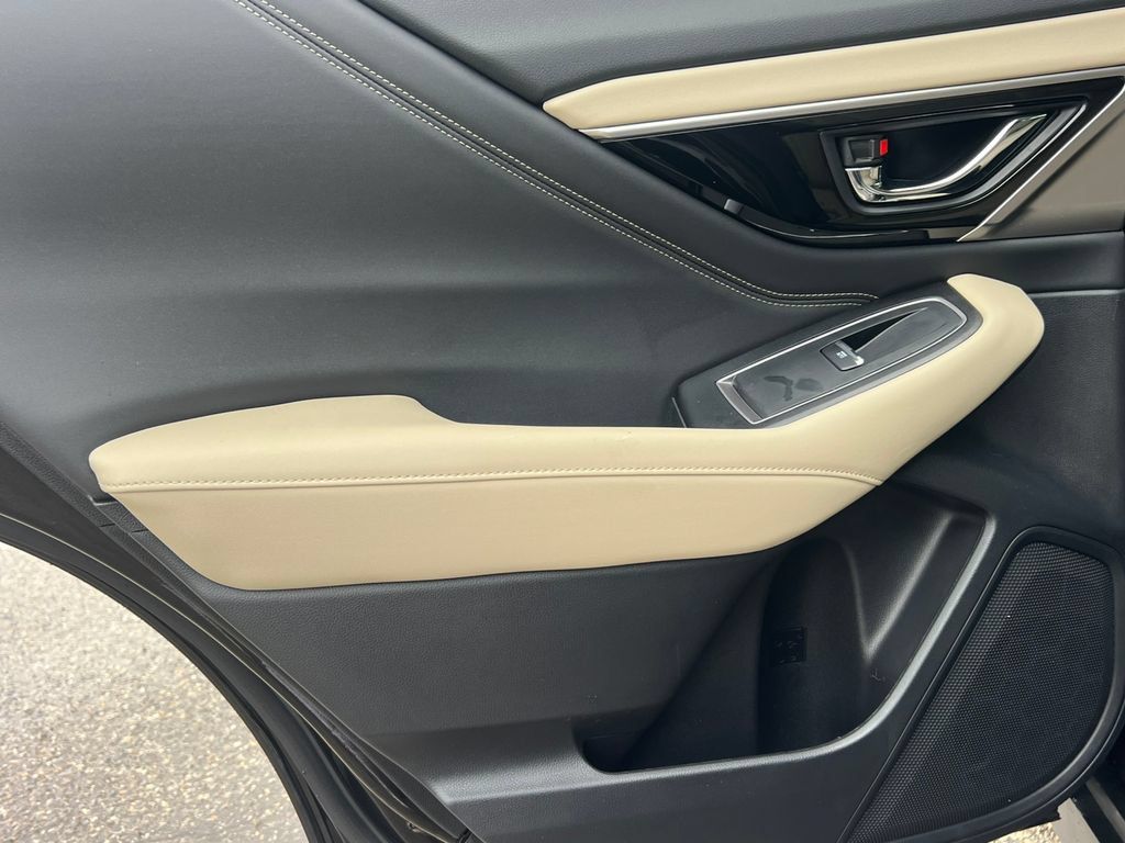 Used 2021 Subaru Outback Limited XT w/ Popular Package #2 AWD/4WD image 37