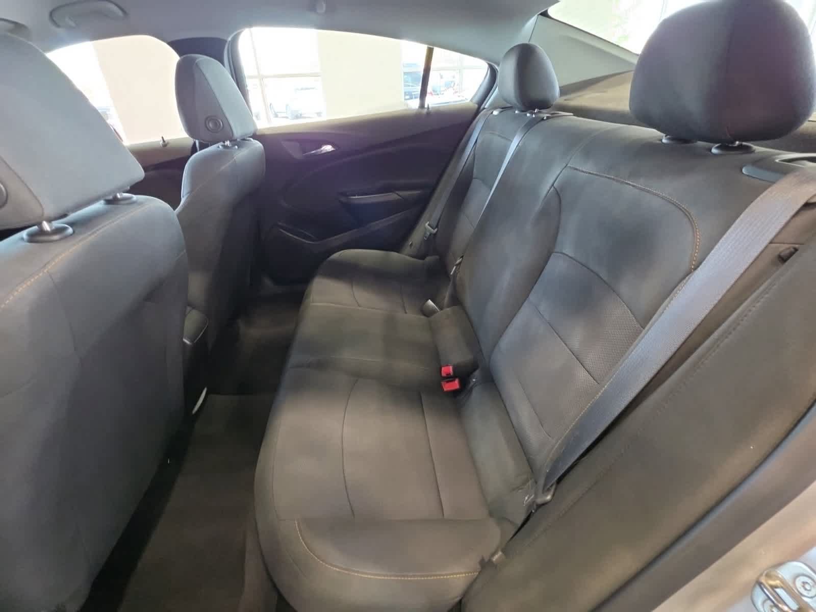 Used 2019 Chevrolet Cruze LS w/ LS Convenience Package FWD image 32