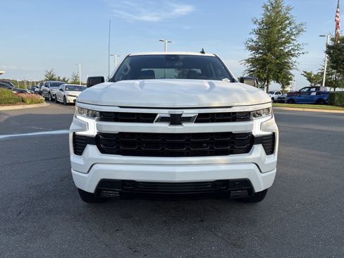 Used 2024 Chevrolet Silverado 1500 RST AWD/4WD image 3