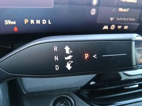Used 2025 Buick Enclave Sport Touring FWD image 26