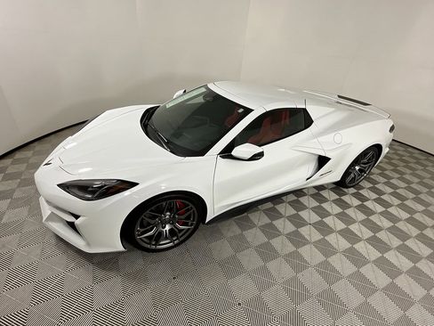Used 2024 Chevrolet Corvette Z06 image 11