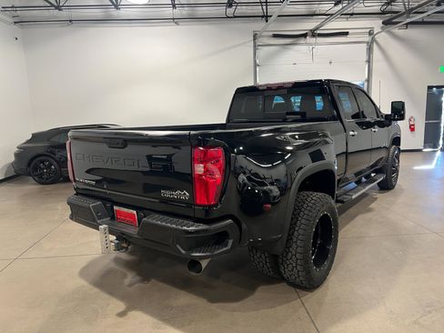 Used 2021 Chevrolet Silverado 3500 High Country image 3