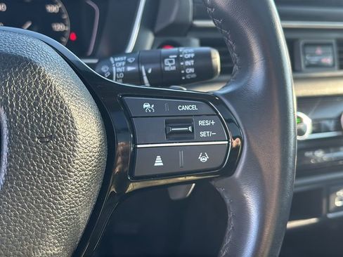 Certified 2024 Honda Pilot Touring image 18