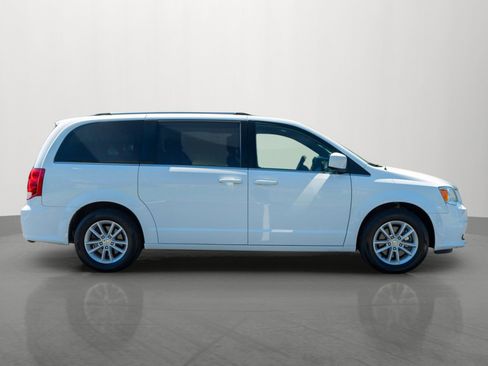 Used 2019 Dodge Grand Caravan SXT FWD image 8
