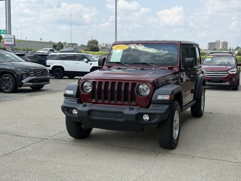 Used 2021 Jeep Wrangler Unlimited Sport AWD/4WD image 17