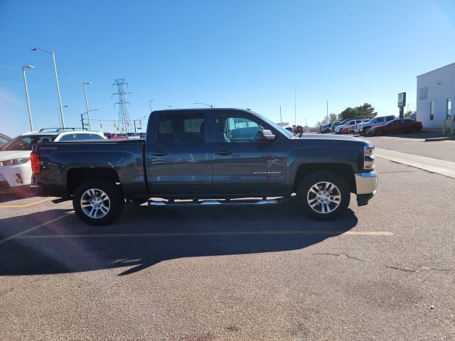 Used 2017 Chevrolet Silverado 1500 LT w/ All Star Edition AWD/4WD image 4