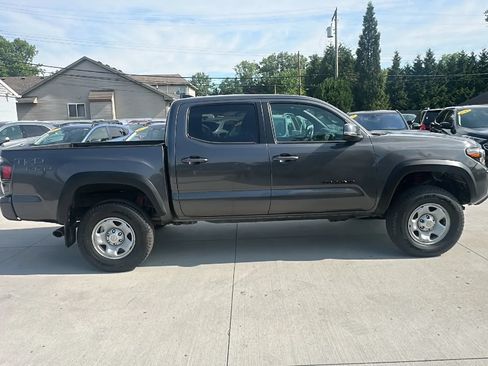 Used 2022 Toyota Tacoma TRD Pro AWD/4WD image 4