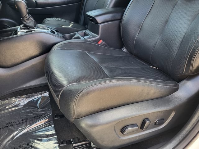 Used 2020 Nissan Rogue SL w/ Premium Package FWD image 18